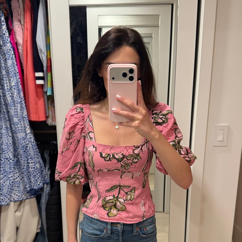 Pink Floral Puff-Sleeve Square-Neck Top